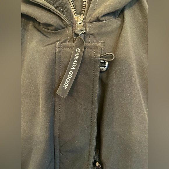 Canada Goose Kensington Parka - Picture 3 of 8